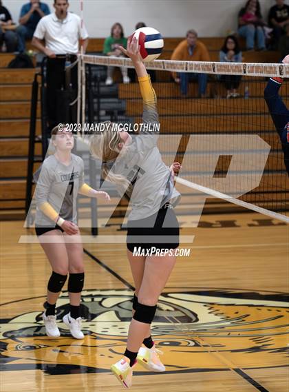 Thumbnail 1 in New Berlin @ Illini Central photogallery.