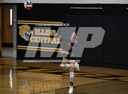 Thumbnail 2 in New Berlin @ Illini Central photogallery.