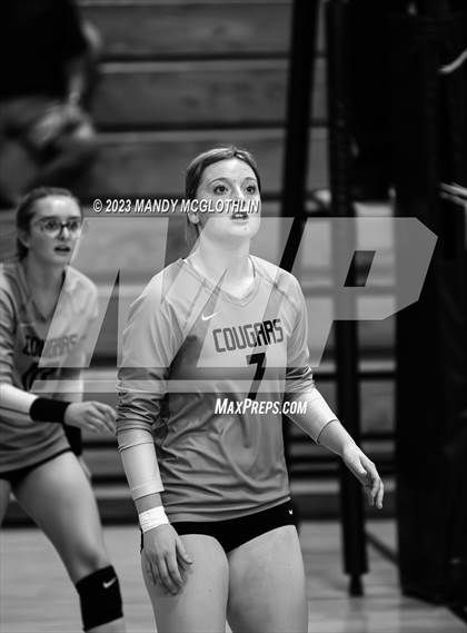 Thumbnail 3 in New Berlin @ Illini Central photogallery.