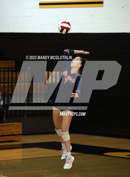 Thumbnail 1 in New Berlin @ Illini Central photogallery.