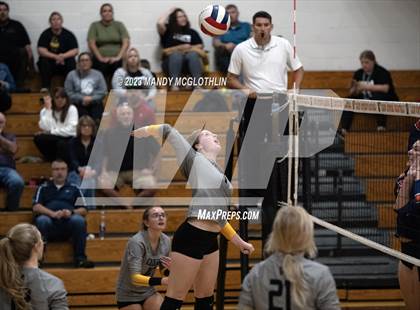 Thumbnail 3 in New Berlin @ Illini Central photogallery.