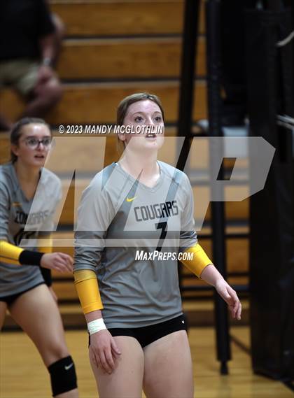 Thumbnail 2 in New Berlin @ Illini Central photogallery.
