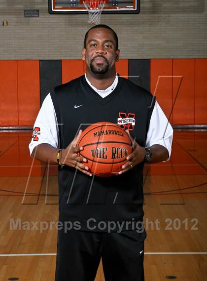 Thumbnail 1 in Mamaroneck Varsity Boys Basketball Team & Individual Photos photogallery.