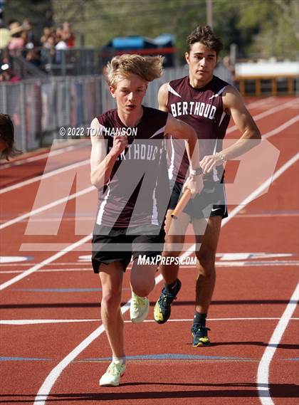Thumbnail 1 in Longs Peak League Meet photogallery.
