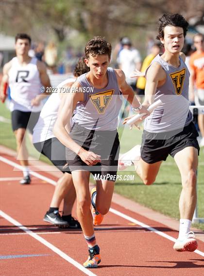 Thumbnail 1 in Longs Peak League Meet photogallery.
