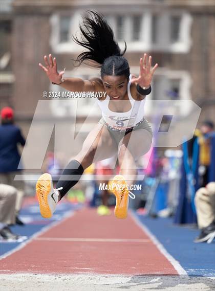 Thumbnail 3 in Penn Relays (Triple Jump) photogallery.
