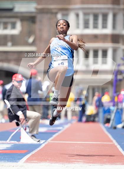 Thumbnail 2 in Penn Relays (Triple Jump) photogallery.
