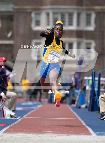 Thumbnail 2 in Penn Relays (Triple Jump) photogallery.