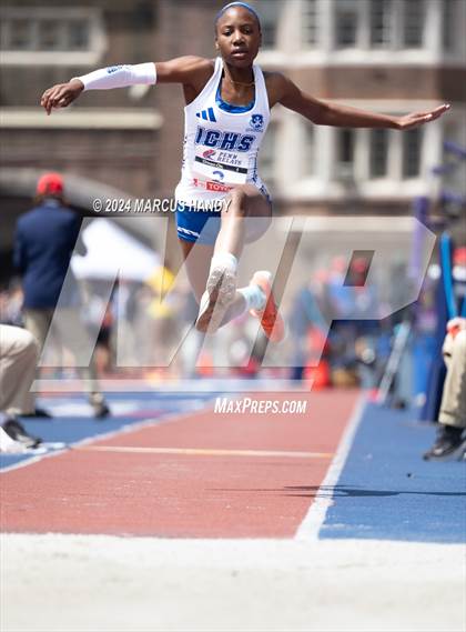 Thumbnail 3 in Penn Relays (Triple Jump) photogallery.
