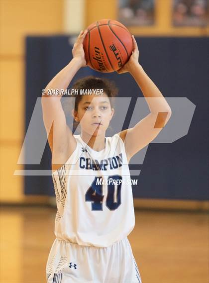 Thumbnail 1 in Lanier @ Boerne-Champion photogallery.