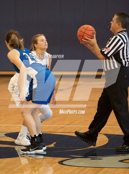 Thumbnail 2 in Lanier @ Boerne-Champion photogallery.