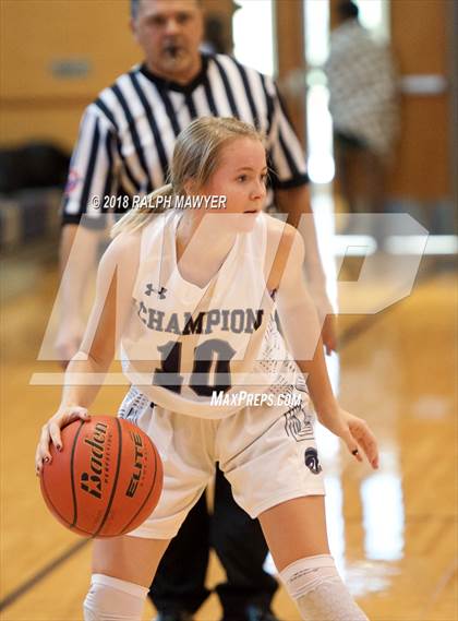 Thumbnail 1 in Lanier @ Boerne-Champion photogallery.