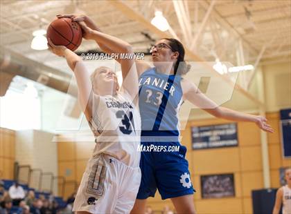Thumbnail 1 in Lanier @ Boerne-Champion photogallery.