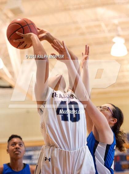 Thumbnail 1 in Lanier @ Boerne-Champion photogallery.