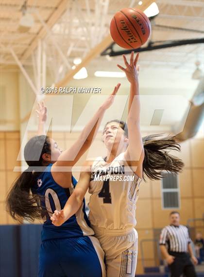 Thumbnail 2 in Lanier @ Boerne-Champion photogallery.