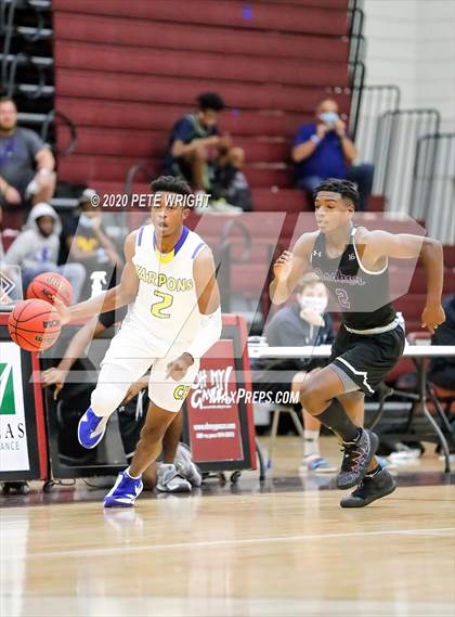 Thumbnail 3 in Booker vs. Charlotte (Suncoast Holiday Classic) photogallery.