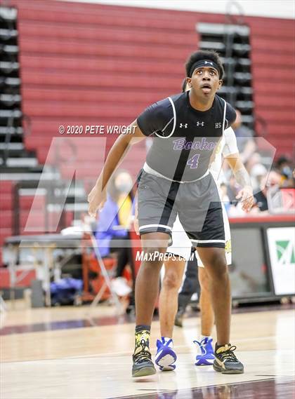 Thumbnail 3 in Booker vs. Charlotte (Suncoast Holiday Classic) photogallery.