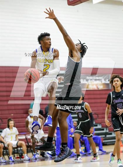 Thumbnail 1 in Booker vs. Charlotte (Suncoast Holiday Classic) photogallery.