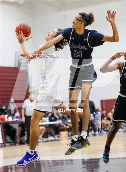 Thumbnail 1 in Booker vs. Charlotte (Suncoast Holiday Classic) photogallery.