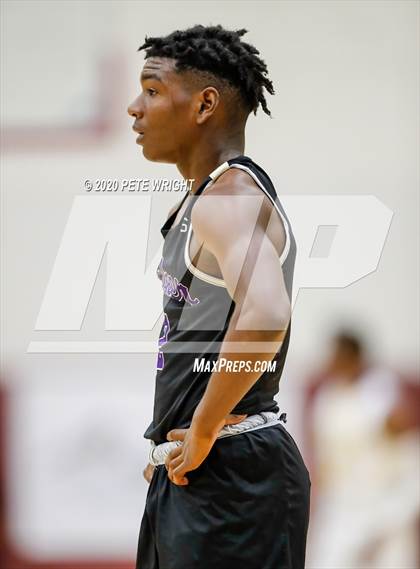 Thumbnail 2 in Booker vs. Charlotte (Suncoast Holiday Classic) photogallery.