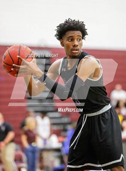 Thumbnail 2 in Booker vs. Charlotte (Suncoast Holiday Classic) photogallery.