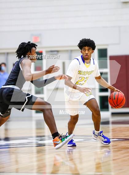 Thumbnail 2 in Booker vs. Charlotte (Suncoast Holiday Classic) photogallery.