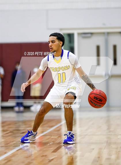 Thumbnail 2 in Booker vs. Charlotte (Suncoast Holiday Classic) photogallery.