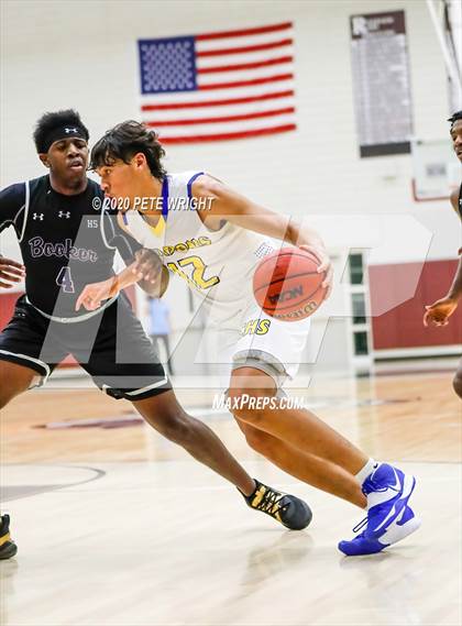 Thumbnail 1 in Booker vs. Charlotte (Suncoast Holiday Classic) photogallery.