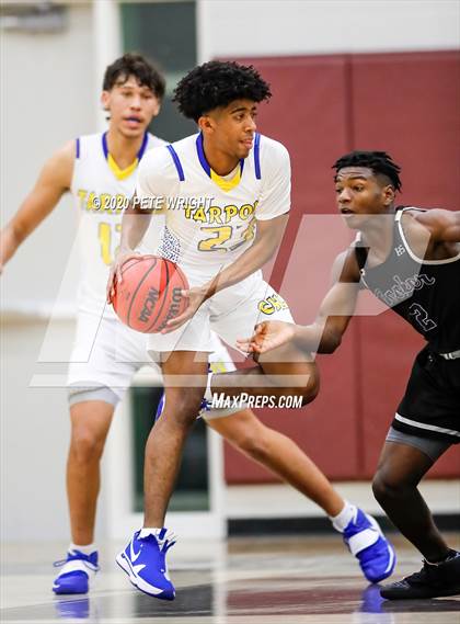 Thumbnail 2 in Booker vs. Charlotte (Suncoast Holiday Classic) photogallery.