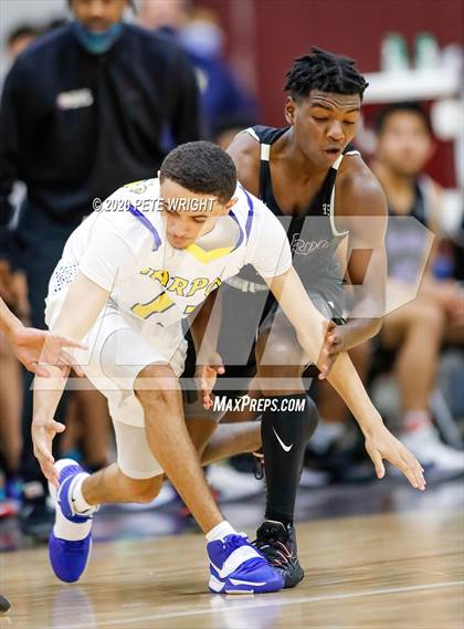 Thumbnail 2 in Booker vs. Charlotte (Suncoast Holiday Classic) photogallery.