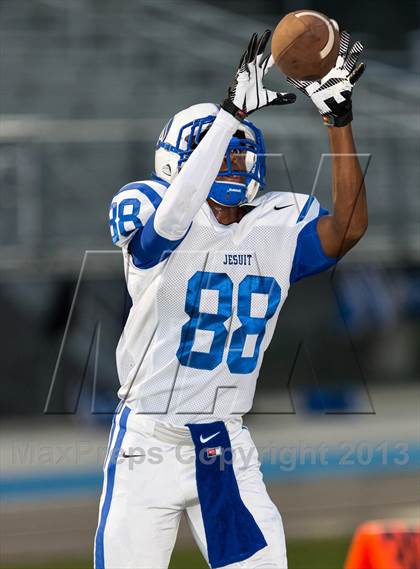 Thumbnail 1 in Jesuit @ Newsome photogallery.