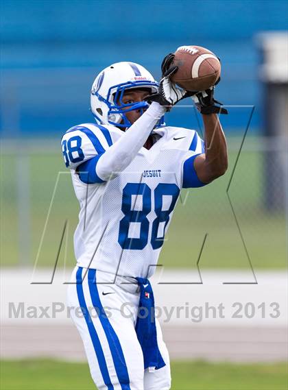 Thumbnail 2 in Jesuit @ Newsome photogallery.
