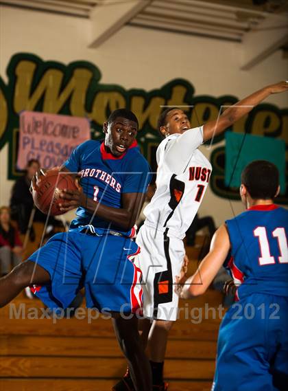 Thumbnail 3 in Christian Brothers vs. Foothill (Mark Macres Basketball Tournament) photogallery.