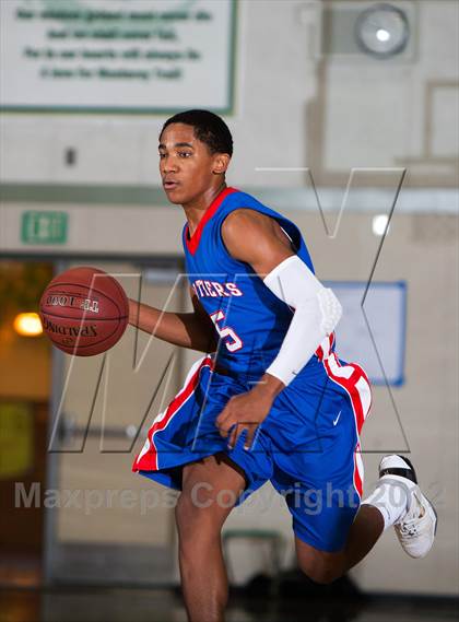 Thumbnail 3 in Christian Brothers vs. Foothill (Mark Macres Basketball Tournament) photogallery.
