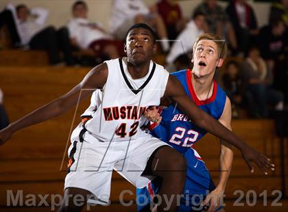 Thumbnail 2 in Christian Brothers vs. Foothill (Mark Macres Basketball Tournament) photogallery.