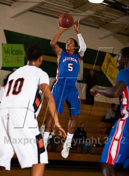 Thumbnail 3 in Christian Brothers vs. Foothill (Mark Macres Basketball Tournament) photogallery.