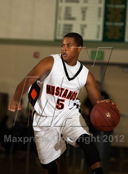 Thumbnail 3 in Christian Brothers vs. Foothill (Mark Macres Basketball Tournament) photogallery.