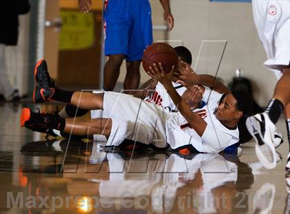 Thumbnail 2 in Christian Brothers vs. Foothill (Mark Macres Basketball Tournament) photogallery.