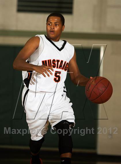 Thumbnail 3 in Christian Brothers vs. Foothill (Mark Macres Basketball Tournament) photogallery.