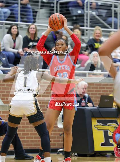 Thumbnail 1 in Kaufman vs. Carter (UIL 4A Bi-District Playoff) photogallery.