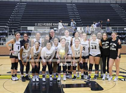 Thumbnail 2 in Kaufman vs. Carter (UIL 4A Bi-District Playoff) photogallery.