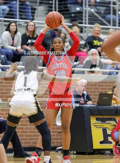 Thumbnail 3 in Kaufman vs. Carter (UIL 4A Bi-District Playoff) photogallery.