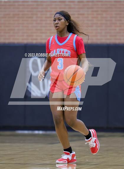 Thumbnail 2 in Kaufman vs. Carter (UIL 4A Bi-District Playoff) photogallery.