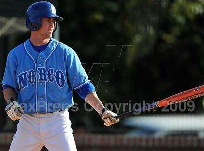 Thumbnail 3 in Norco vs. De La Salle (Anderson Bat Classic) photogallery.