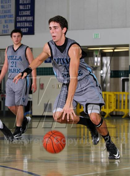 Thumbnail 1 in Villa Park vs Santiago (MaxPreps Holiday Classic) photogallery.