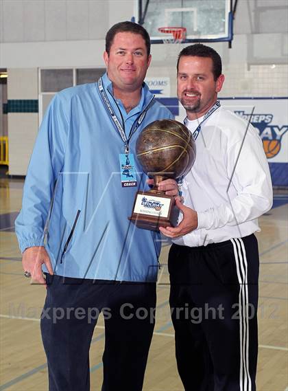 Thumbnail 2 in Villa Park vs Santiago (MaxPreps Holiday Classic) photogallery.