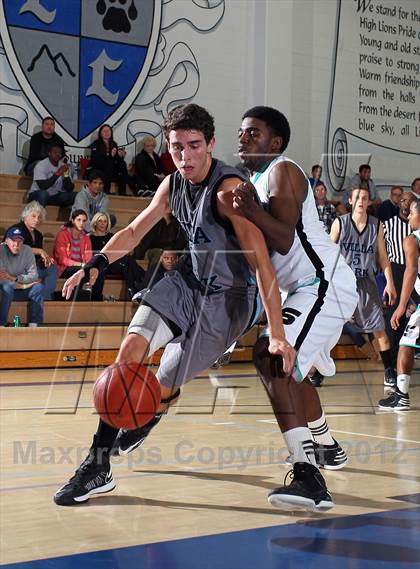 Thumbnail 1 in Villa Park vs Santiago (MaxPreps Holiday Classic) photogallery.