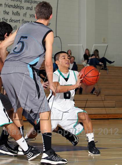 Thumbnail 3 in Villa Park vs Santiago (MaxPreps Holiday Classic) photogallery.