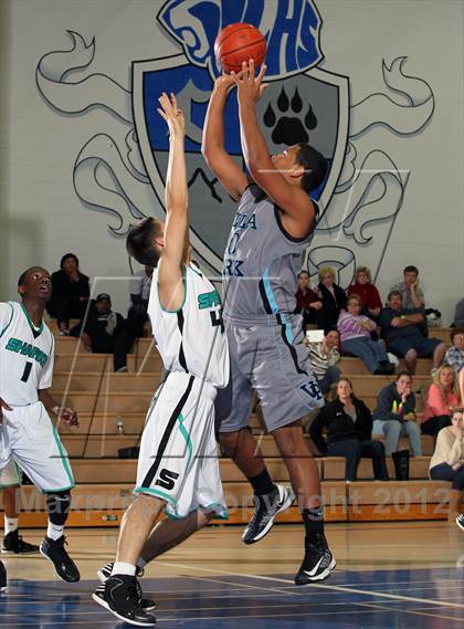 Thumbnail 1 in Villa Park vs Santiago (MaxPreps Holiday Classic) photogallery.