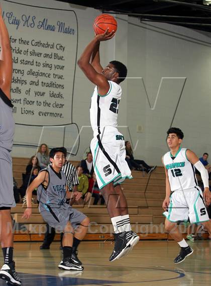 Thumbnail 2 in Villa Park vs Santiago (MaxPreps Holiday Classic) photogallery.